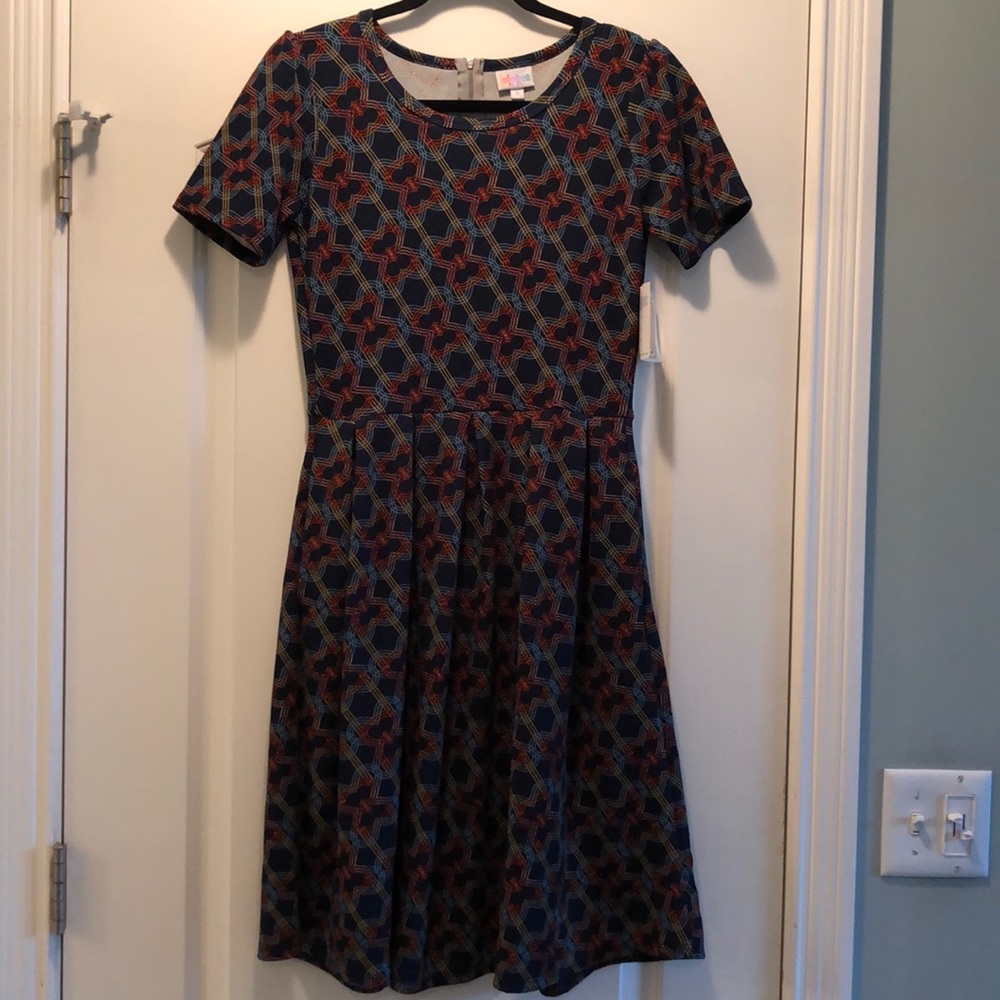 LuluRoe Amelia size small